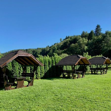 Flori De Mar Hotel Poiana Mărului Exterior foto