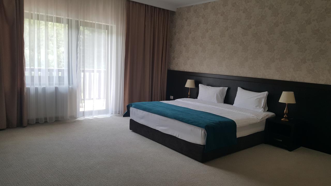 Flori De Mar Hotel Poiana Mărului Exterior foto